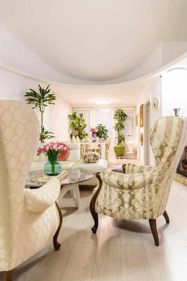 Luxury Apartment Sara Umag Zewnętrze zdjęcie